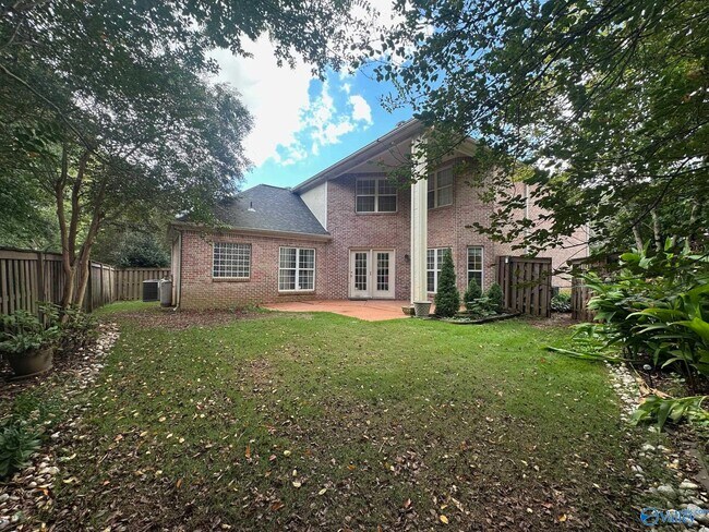 Building Photo - 114 Canterbury Dr