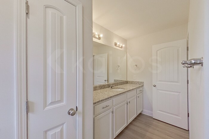 Building Photo - 223 Western Red Cedar Dr