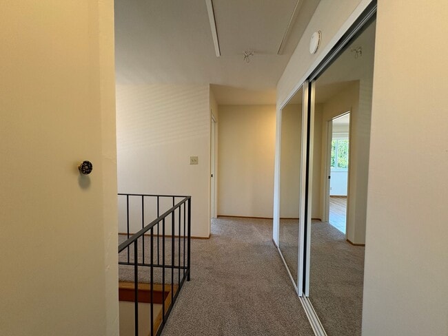 Building Photo - Charming Palo Alto Home with Beautiful Lan...