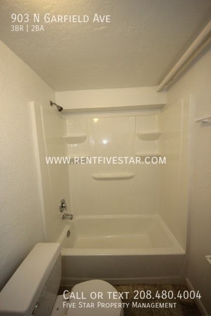 Building Photo - 903 N Garfield Ave