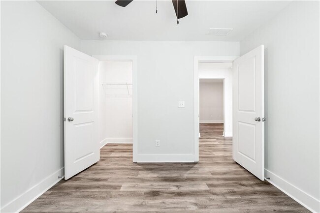 Building Photo - 5311 Bentayga Dr