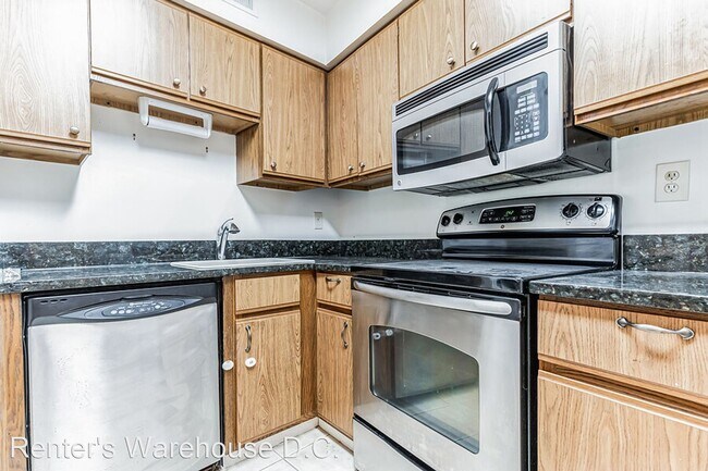 Building Photo - 1 br, 1 bath House - 5808 Royal Ridge Dr U...