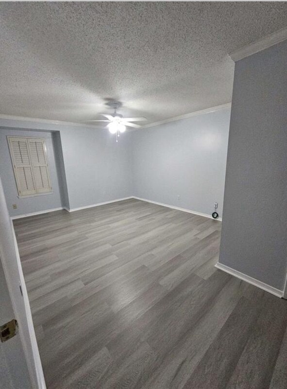 Building Photo - 1251 Henckley Ave