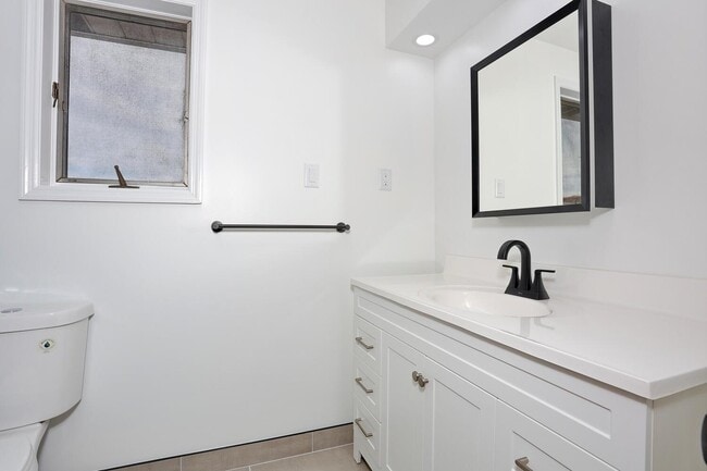 Building Photo - 1150 70th St