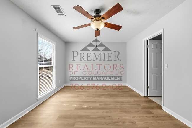 Building Photo - 4668 Bridlewood Dr