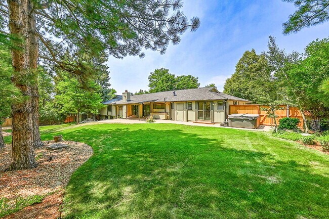 Building Photo - $6,850.00 - 5 Bedrooms, 3.5 Bathrooms, Sin...