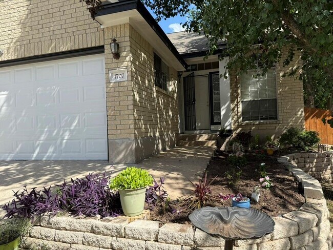 Building Photo - 1707 Morningside Cove