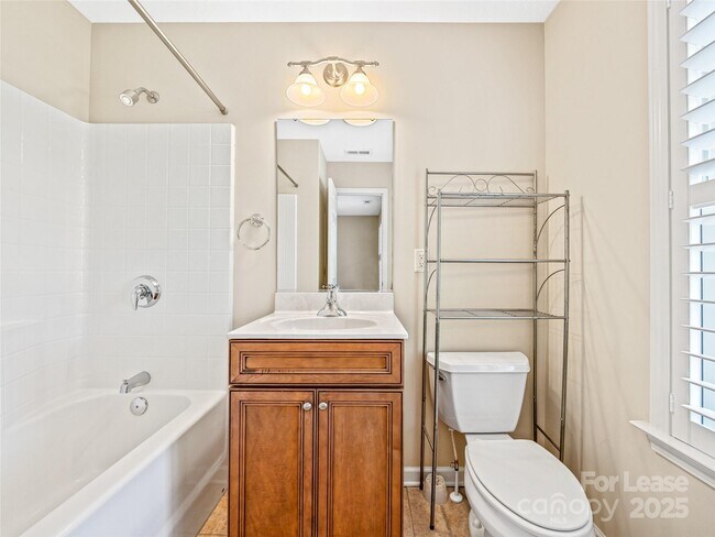 Building Photo - 51 Driftstone Cir