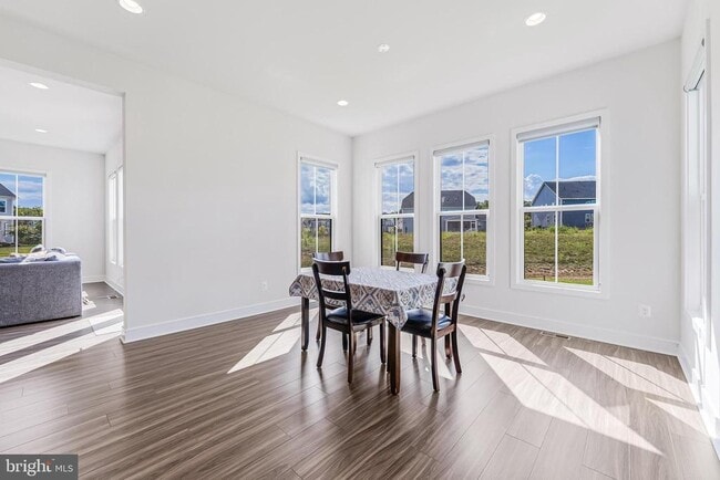 Building Photo - 23765 Fairfield Knl Ct