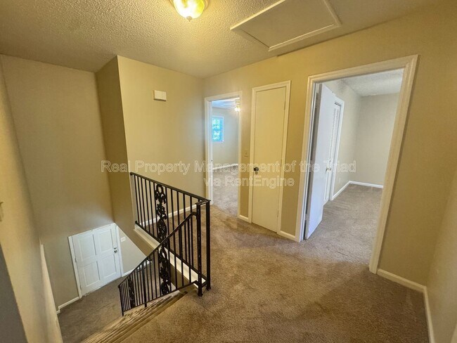 Building Photo - 2393 Spicewood Dr