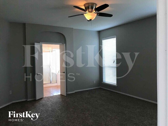 Building Photo - 1220 Saltgrass Dr