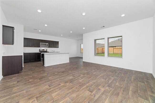 Building Photo - 21519 Violet Rdg Rd