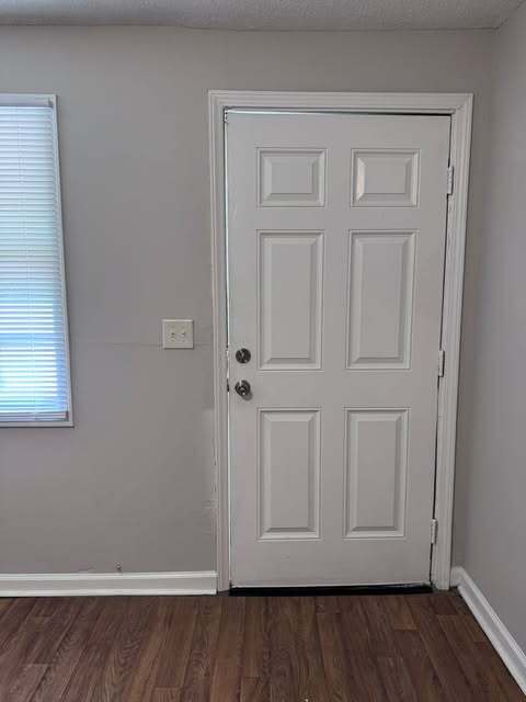 Building Photo - 928 Blount St