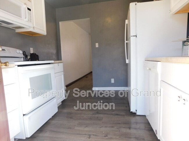 Building Photo - 1301 N 3rd St