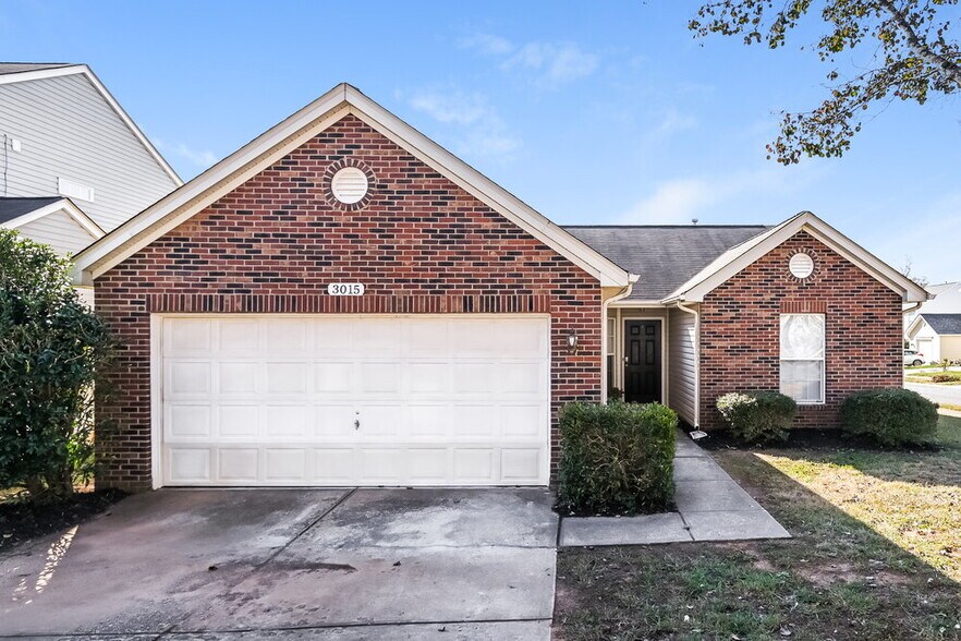 Primary Photo - 3015 Mallard Forest Dr