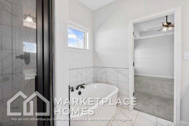 Building Photo - 1802 Millers Cv