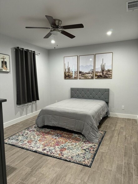 Building Photo - 127 Juanita Ct