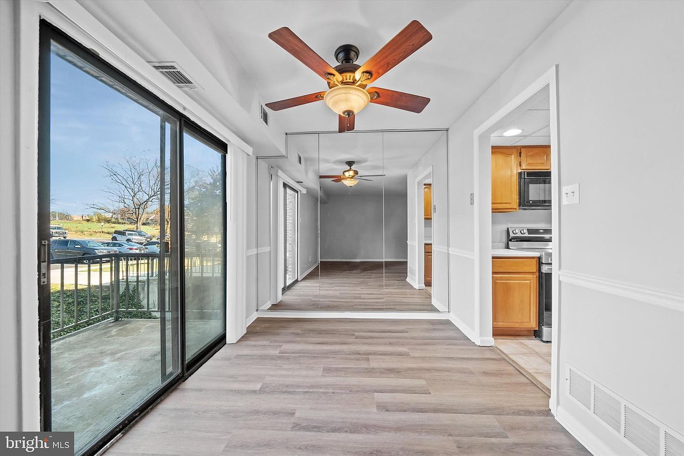 Building Photo - 4938 W Brigantine Ct