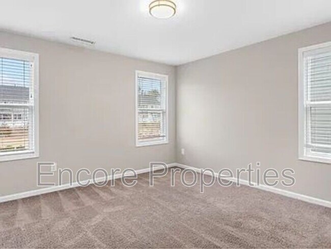 Building Photo - 1228 Brown Velvet Ln