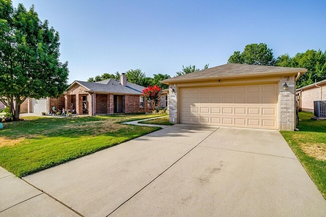 Building Photo - Charming Home in Northeast Fort Worth