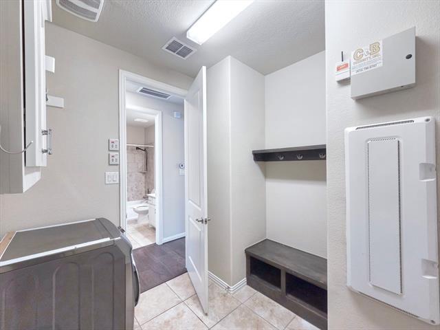 Building Photo - 355 Prairie Ridge Ln