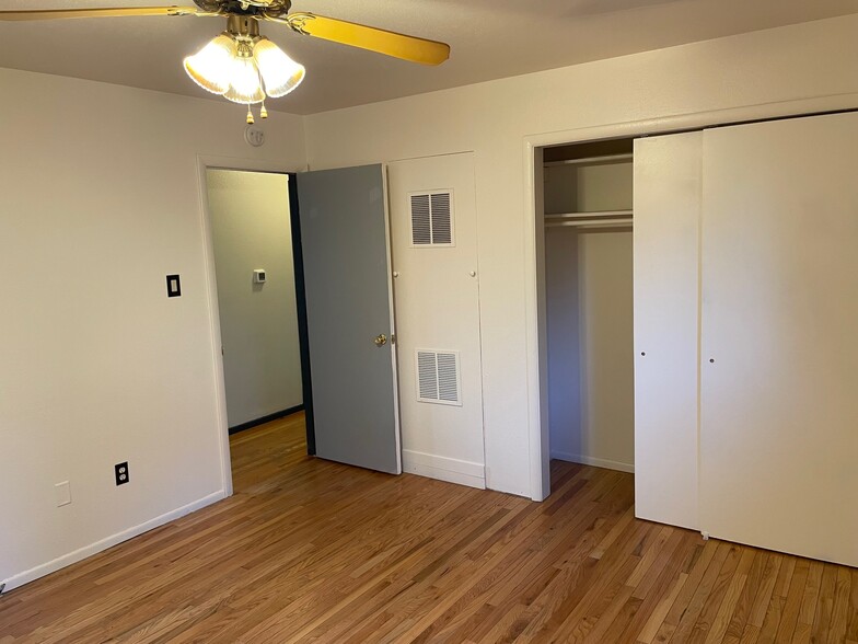 Master Bedroom - 3116 Skyview Ave