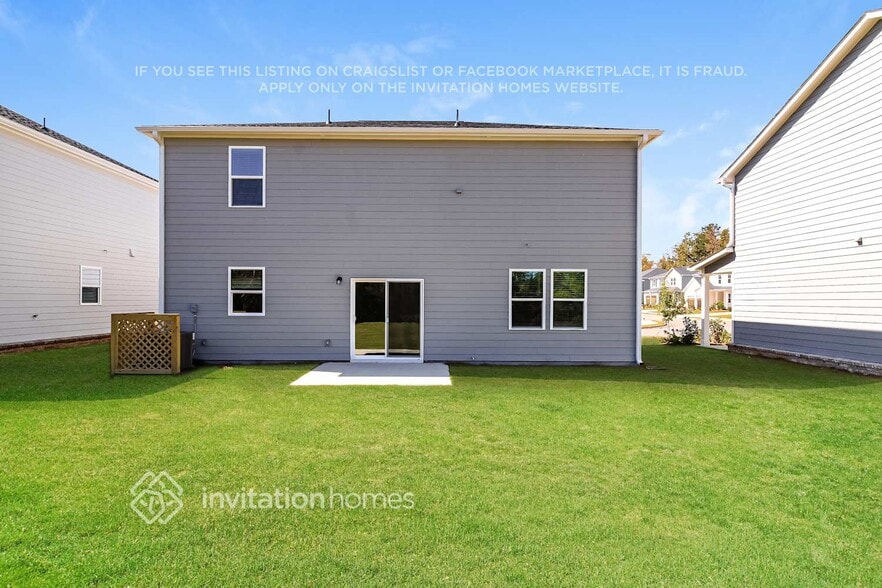 Building Photo - 838 Pebble Blvd