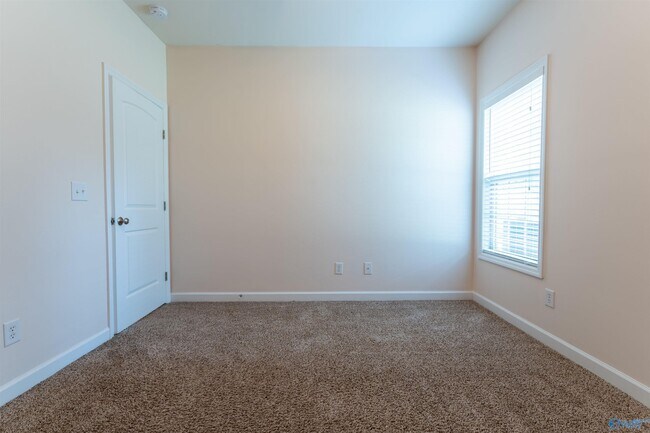 Building Photo - 105 Kaileigh Paige Cir