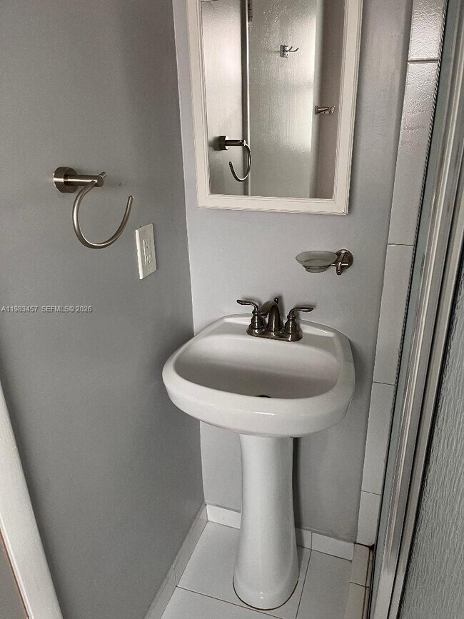 Building Photo - 11712 SW 13th St