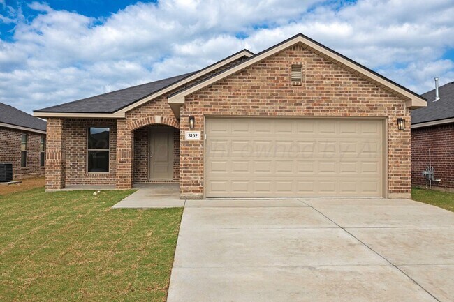 Primary Photo - Welcome to Homestead!! 3/2/2 LATEST PREMIE...