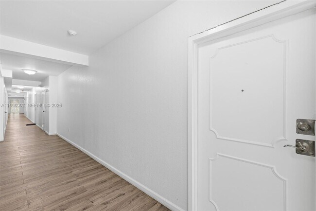 Building Photo - 1550 Drexel Ave