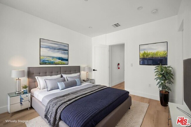 Building Photo - 1933 Magnolia Ave