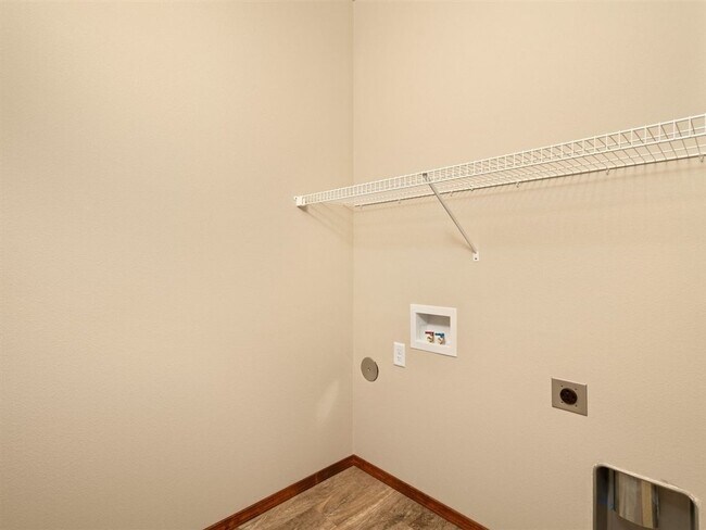 Building Photo - ***COMING SOON 11/2025*** Welcome Home to ...