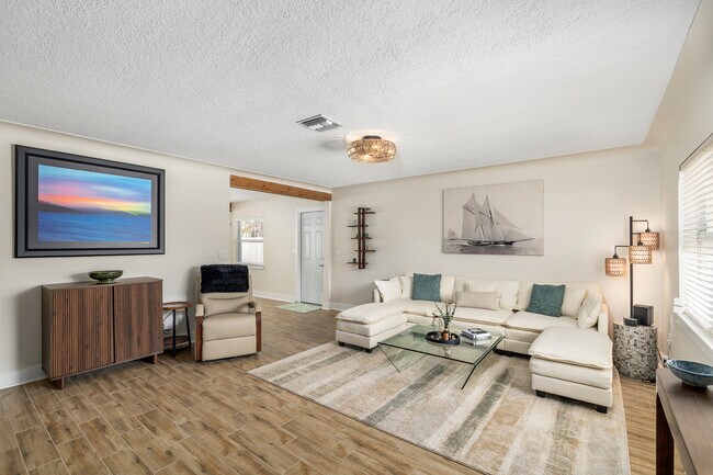 Building Photo - 987 Boca Ciega Isle Dr