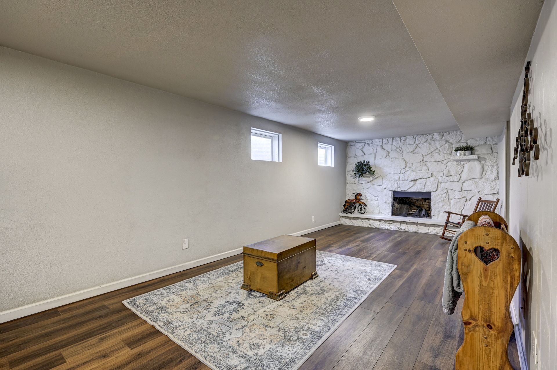 Building Photo - 1222 Hartford St