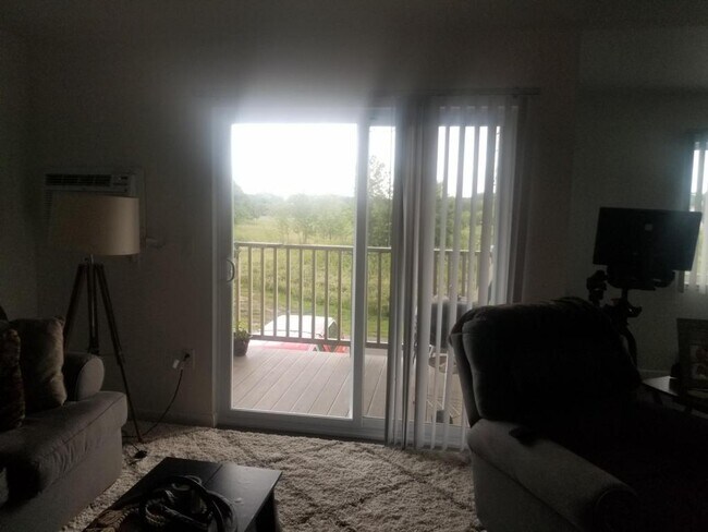 Building Photo - 200 Marks Way