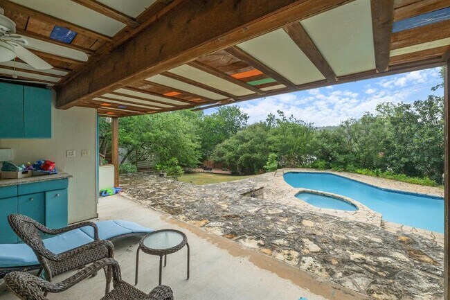 Building Photo - 3607 Laurel Ledge Ln