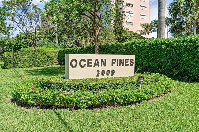Building Photo - 3009 S Ocean Blvd