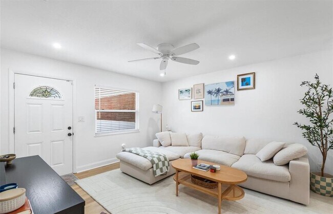 Building Photo - 6801 20th St N