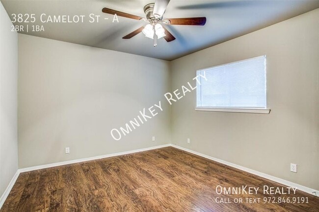 Building Photo - 3825 Camelot St