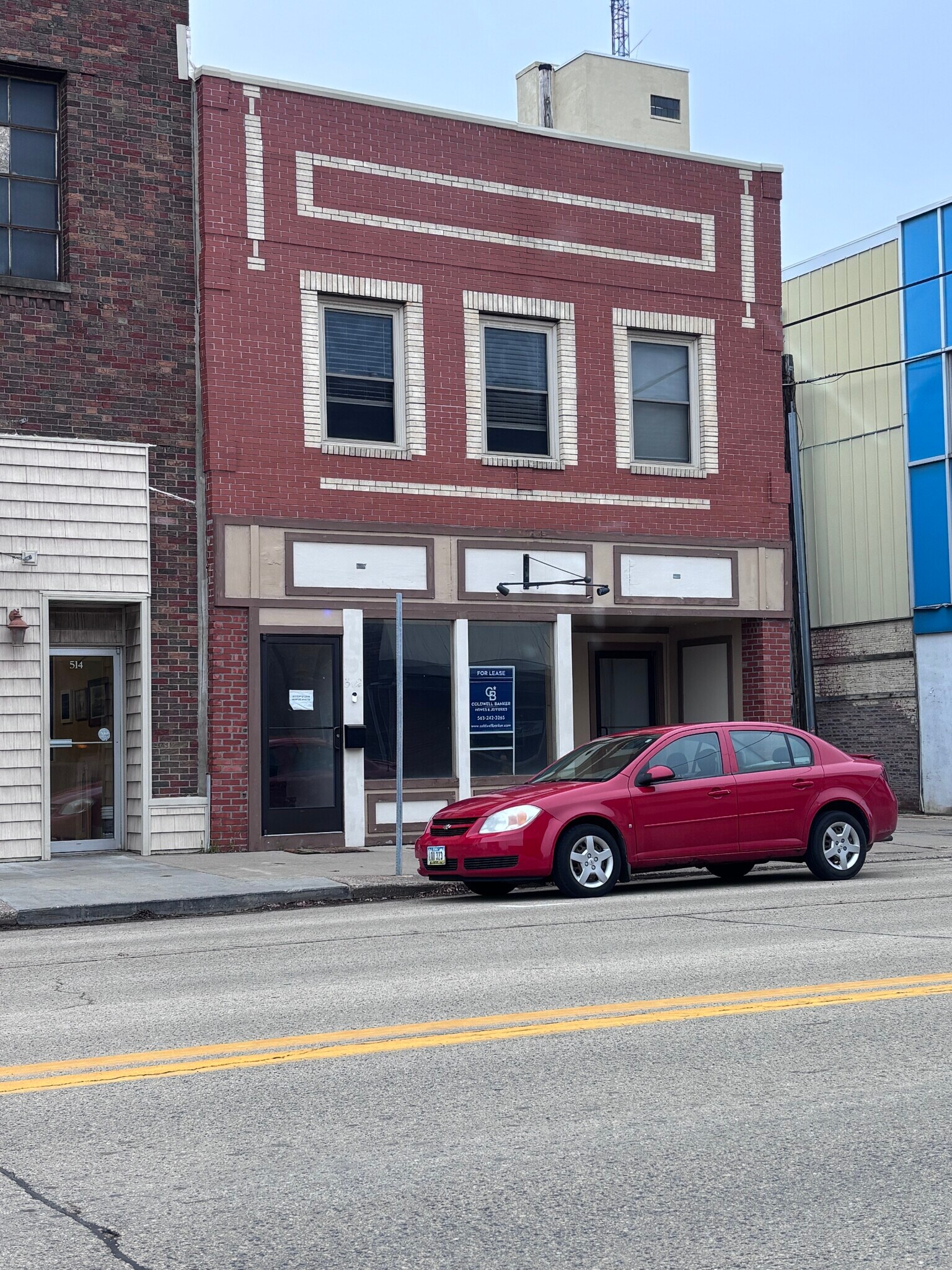 Building Photo - 512 N 2nd St