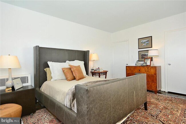 Building Photo - 2500 Q St NW