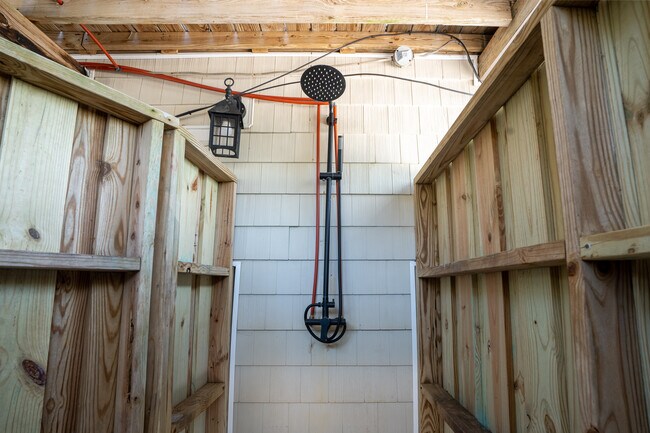 Building Photo - 23 11th Ave