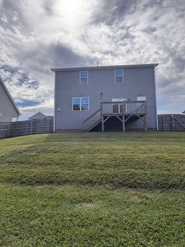 Building Photo - Beautiful 4BR 2.5BA Home in Trinity