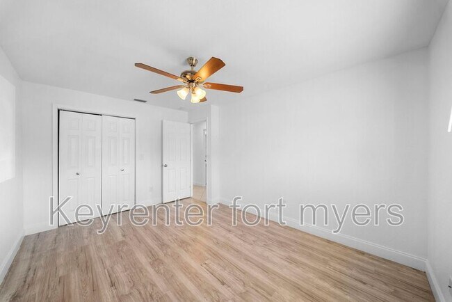 Building Photo - 13401 Pine Needle Ln