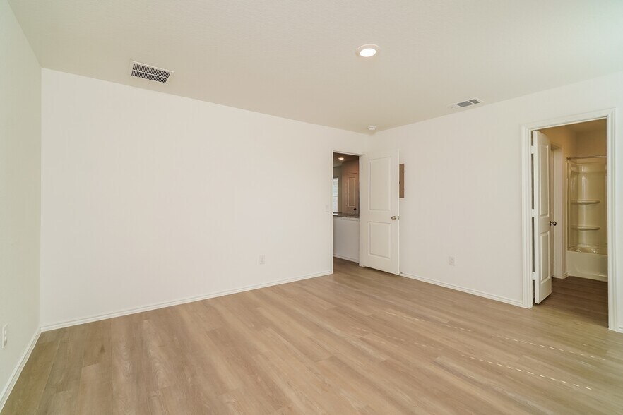 Building Photo - 359 Ambush Ridge