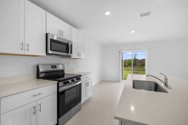 Building Photo - Brand New construction 4 bedrooms 2 bathro...