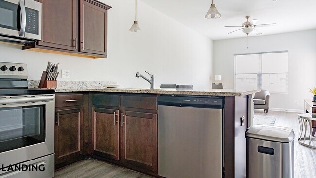 Building Photo - 702 US-80