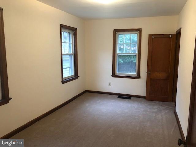 Building Photo - 501 N Ridge Rd