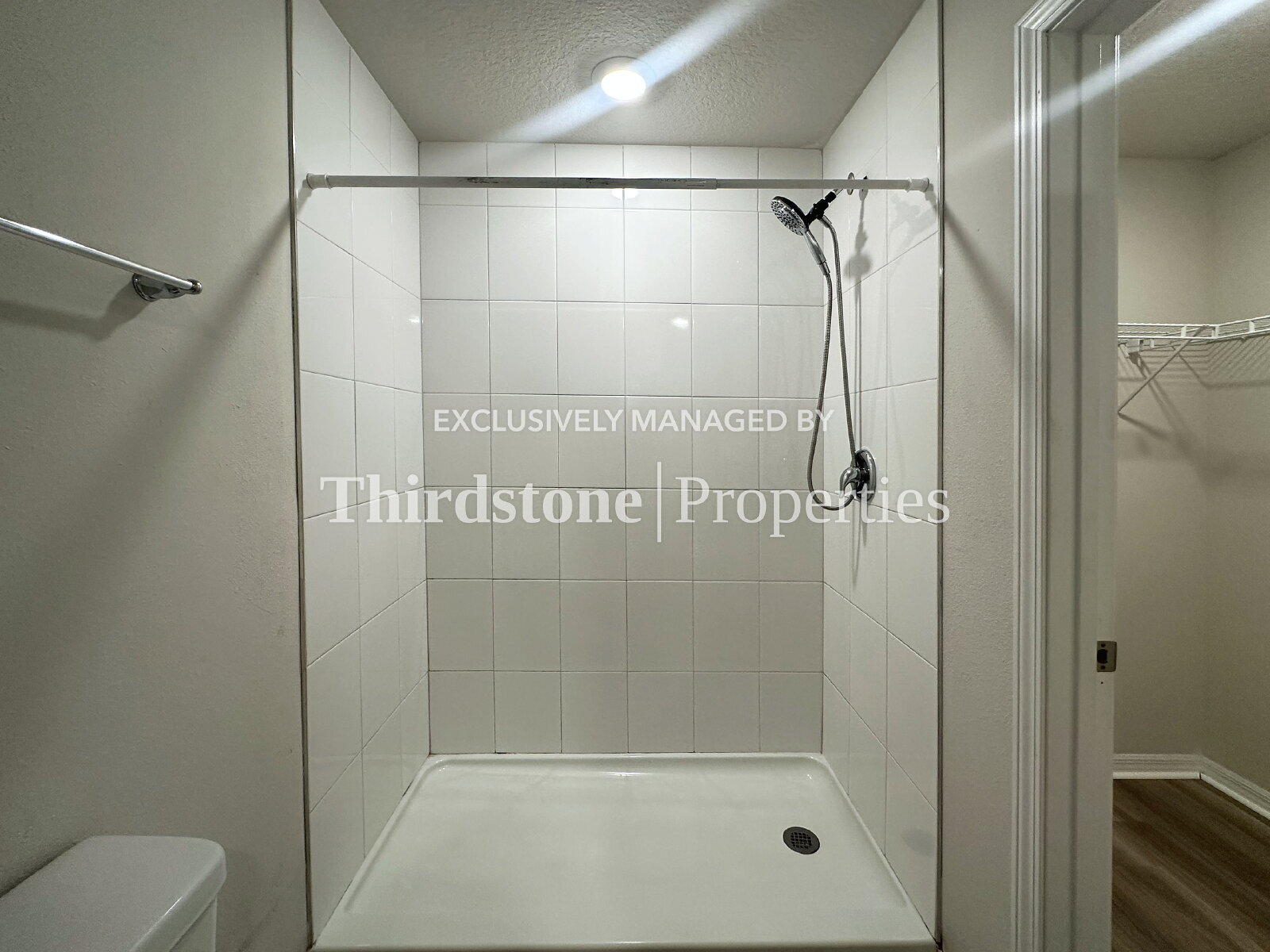 Building Photo - 6522 Sweetbay Ln